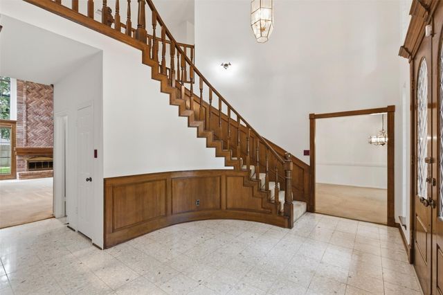 12211 Cypresswood Drive, Houston, TX 77070