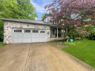 642 Ridenour Road, Columbus, OH 43230