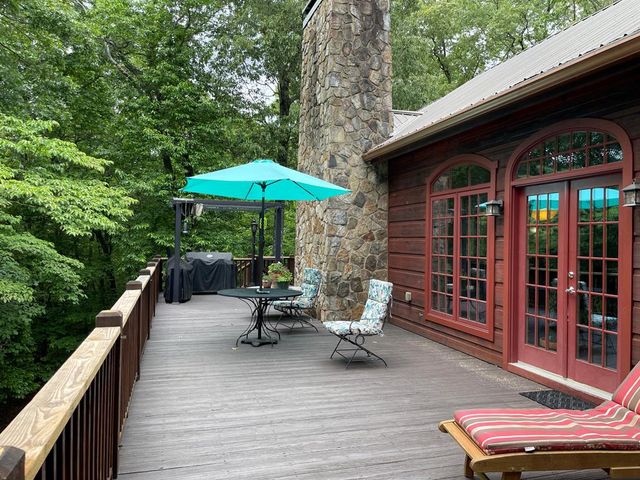 381 Ross Drive, Mineral Bluff, GA 30559