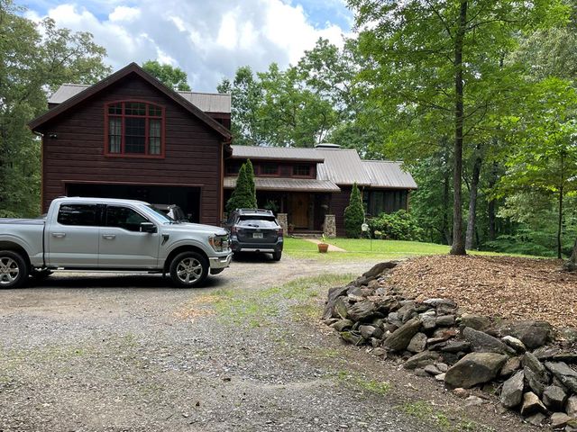 381 Ross Drive, Mineral Bluff, GA 30559