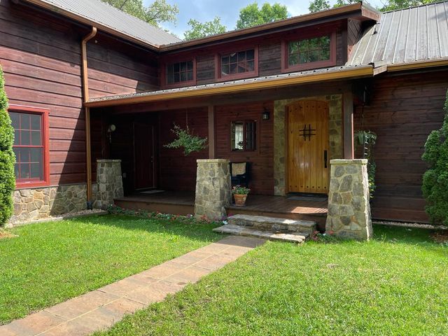 381 Ross Drive, Mineral Bluff, GA 30559