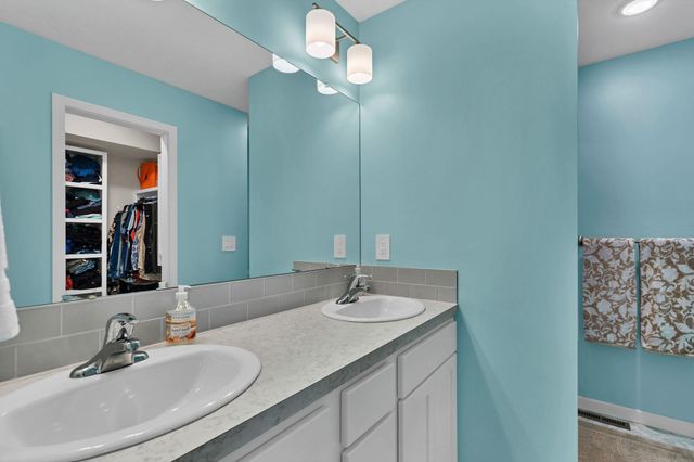260 W Dusk, Rose Hill, KS 67133