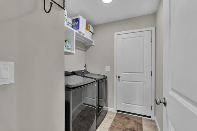 260 W Dusk, Rose Hill, KS 67133