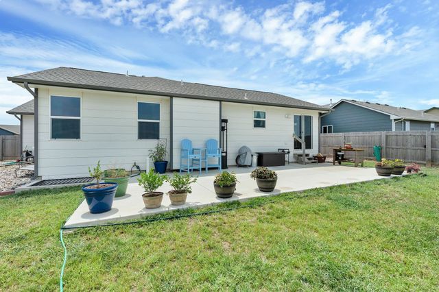 260 W Dusk, Rose Hill, KS 67133