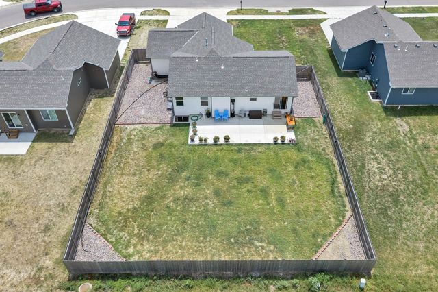 260 W Dusk, Rose Hill, KS 67133