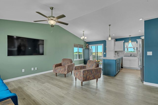 260 W Dusk, Rose Hill, KS 67133