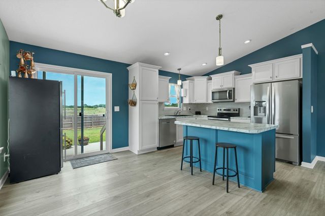260 W Dusk, Rose Hill, KS 67133