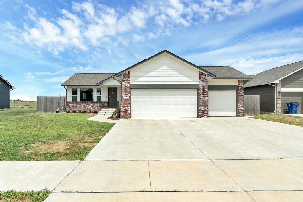 260 W Dusk, Rose Hill, KS 67133