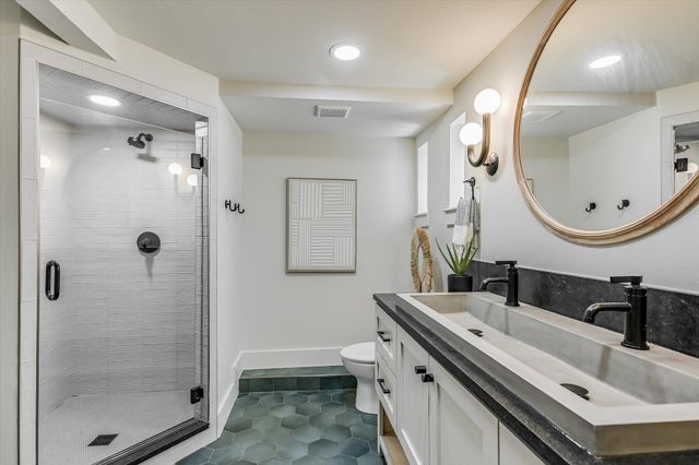 6111 Hudson Bend RD RD, Austin, TX 78734