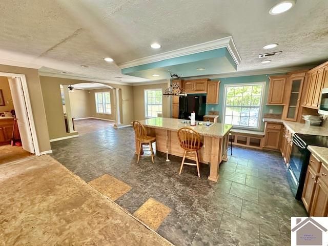 349 Hiatt Cemetery Rd, Benton, KY 42025