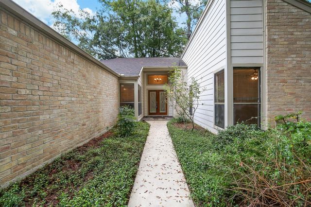 36 N Autumnwood Way, The Woodlands, TX 77380