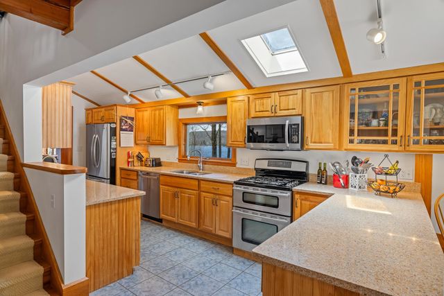 1006 Goose Pond Road, Canaan, NH 03741