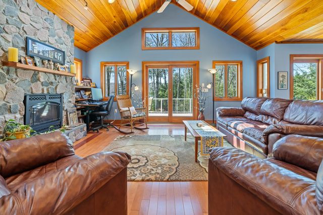 1006 Goose Pond Road, Canaan, NH 03741