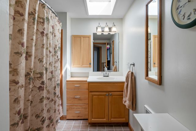 1006 Goose Pond Road, Canaan, NH 03741
