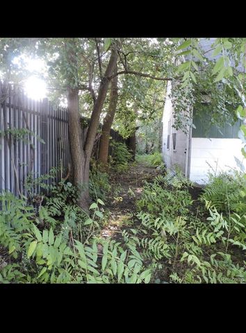 20506 Revere Street, Detroit, MI 48234