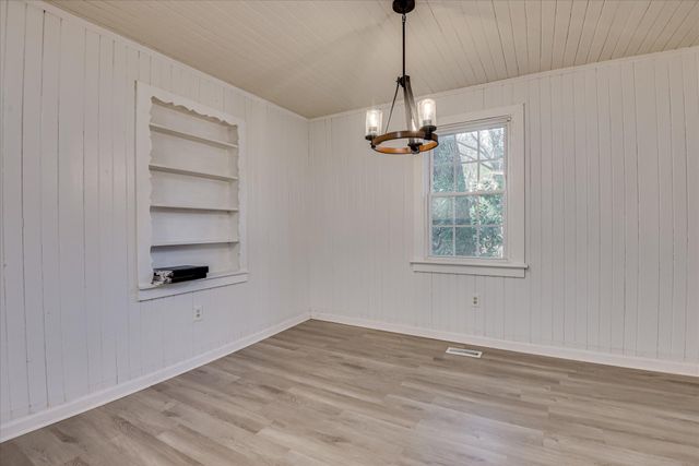 303 Columbia Avenue, Aiken, SC 29801