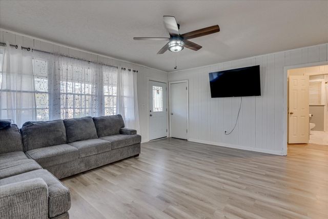 303 Columbia Avenue, Aiken, SC 29801