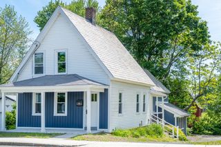 243 Bridge St, Northampton, MA 01060