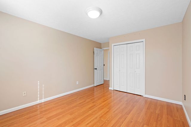 105 T G T Rd, Portland, TN 37148