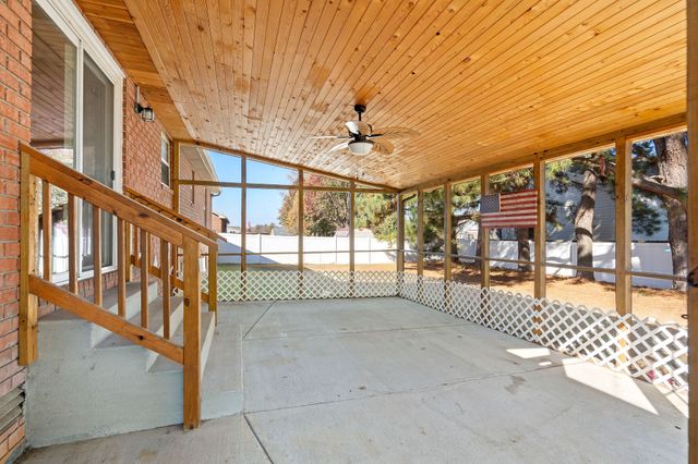 105 T G T Rd, Portland, TN 37148