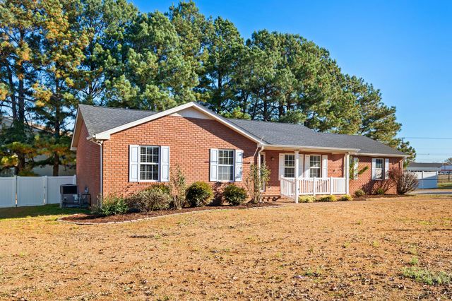 105 T G T Rd, Portland, TN 37148