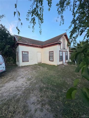 854 W Fronton Street, Brownsville, TX 78520