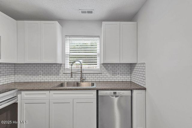 854 Jim Blake Road, Jacksonville, NC 28540