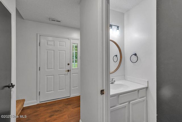 854 Jim Blake Road, Jacksonville, NC 28540