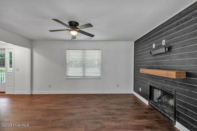 854 Jim Blake Road, Jacksonville, NC 28540