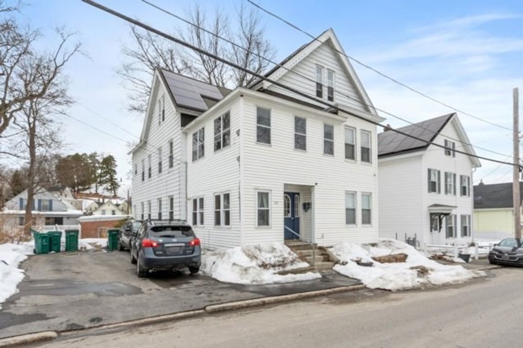 29 Forest Street, Fitchburg, MA 01420