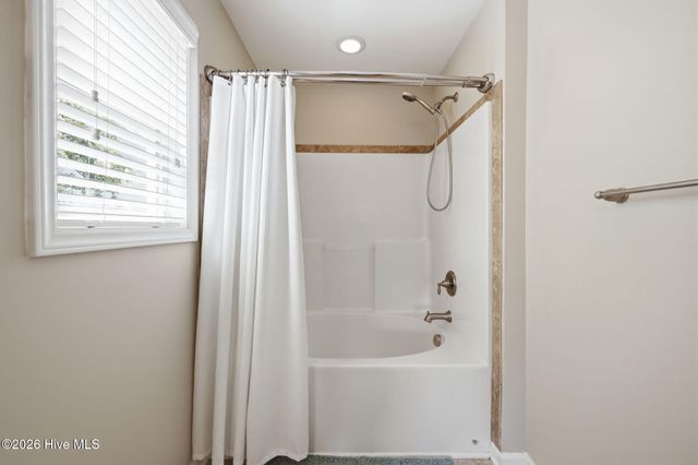 2205 Muir Court, Greenville, NC 27834