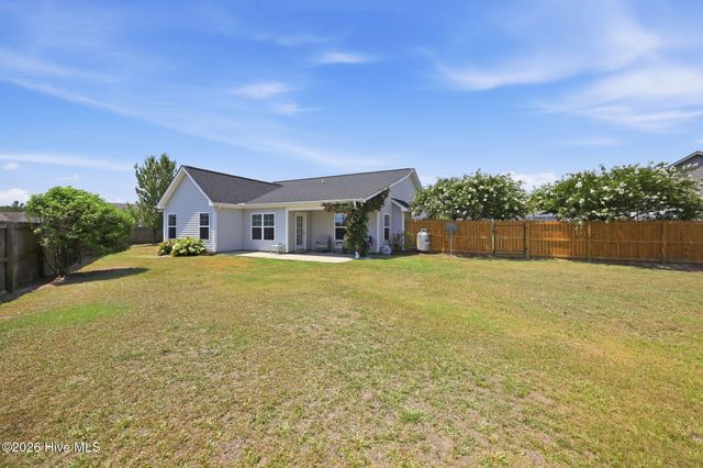 2205 Muir Court, Greenville, NC 27834
