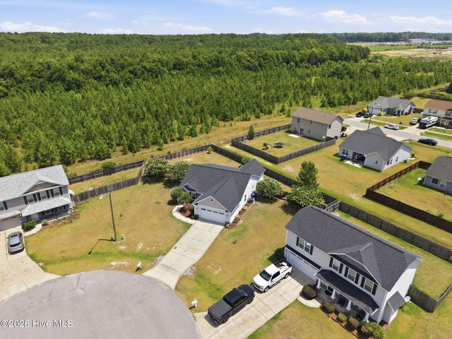 2205 Muir Court, Greenville, NC 27834