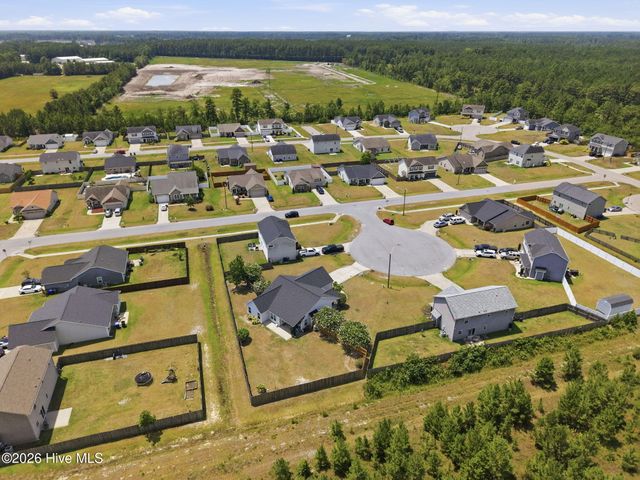 2205 Muir Court, Greenville, NC 27834