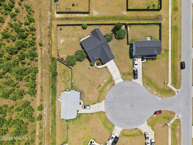 2205 Muir Court, Greenville, NC 27834