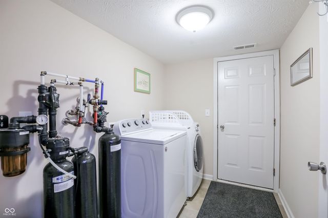 16798 Loch Circle, Noblesville, IN 46060