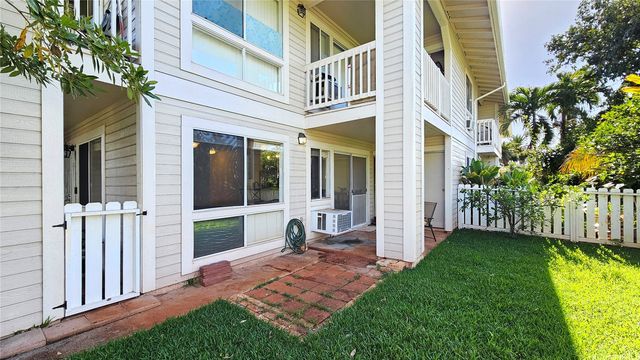 94-652 Lumiaina Street X104, Waipahu, HI 96797
