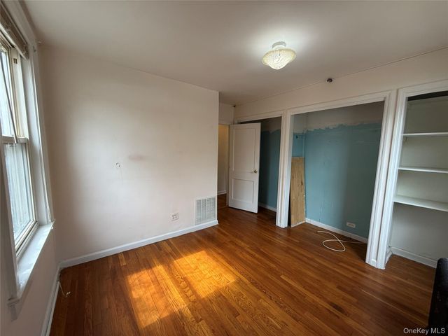 4030 44th Street, Sunnyside, NY 11104