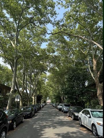 4030 44th Street, Sunnyside, NY 11104