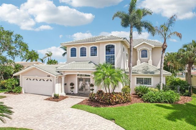 2032 MASSACHUSETTS AVENUE NE, St Petersburg, FL 33703