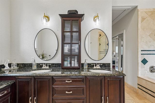 2032 MASSACHUSETTS AVENUE NE, St Petersburg, FL 33703