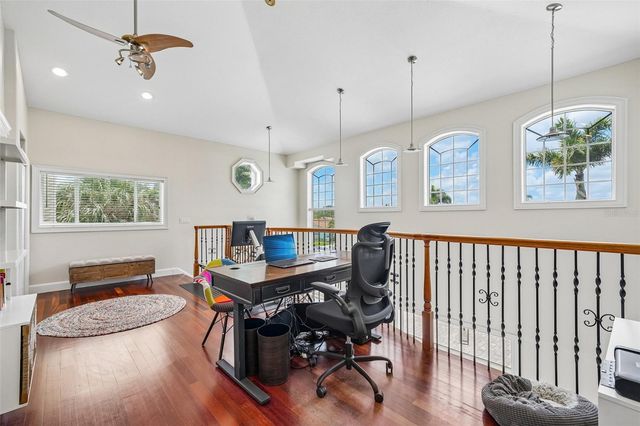 2032 MASSACHUSETTS AVENUE NE, St Petersburg, FL 33703