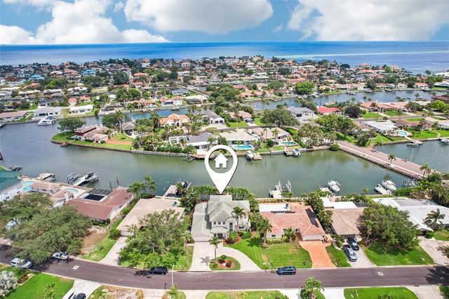 2032 MASSACHUSETTS AVENUE NE, St Petersburg, FL 33703