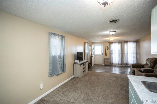 23380 Roosevelt Road, Waynesville, MO 65583