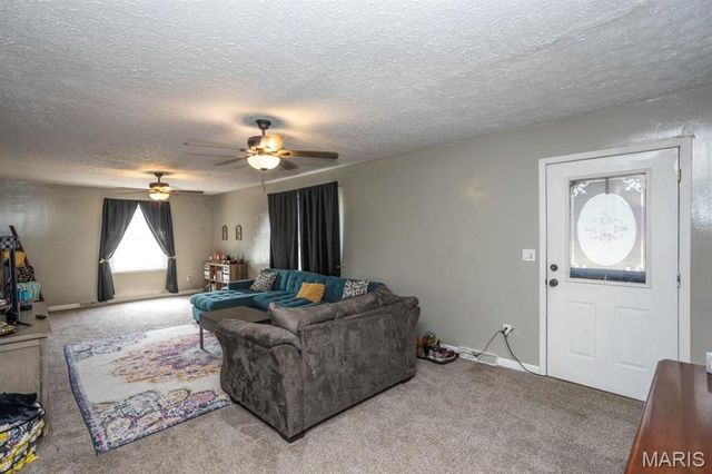 23380 Roosevelt Road, Waynesville, MO 65583