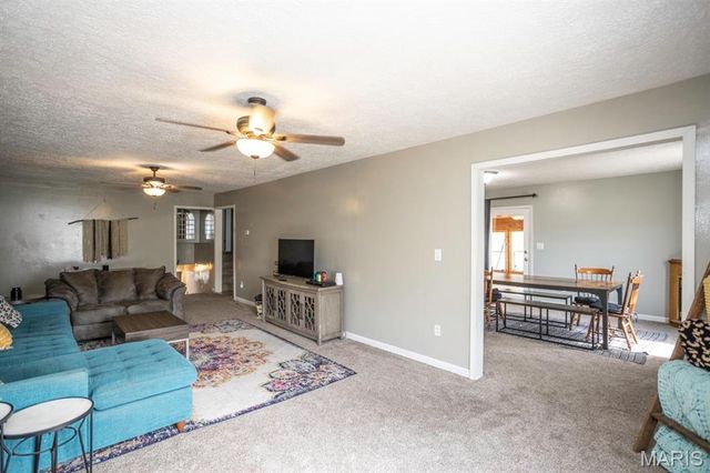 23380 Roosevelt Road, Waynesville, MO 65583