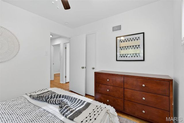 10124 Tamworth Drive, St Louis, MO 63136