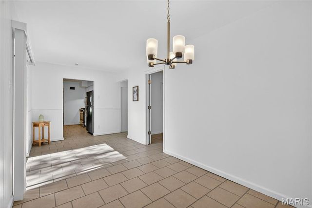 10124 Tamworth Drive, St Louis, MO 63136