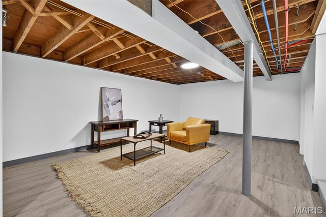 10124 Tamworth Drive, St Louis, MO 63136