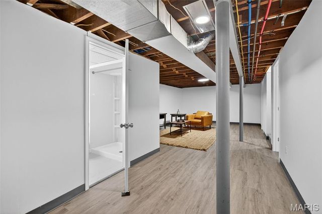 10124 Tamworth Drive, St Louis, MO 63136